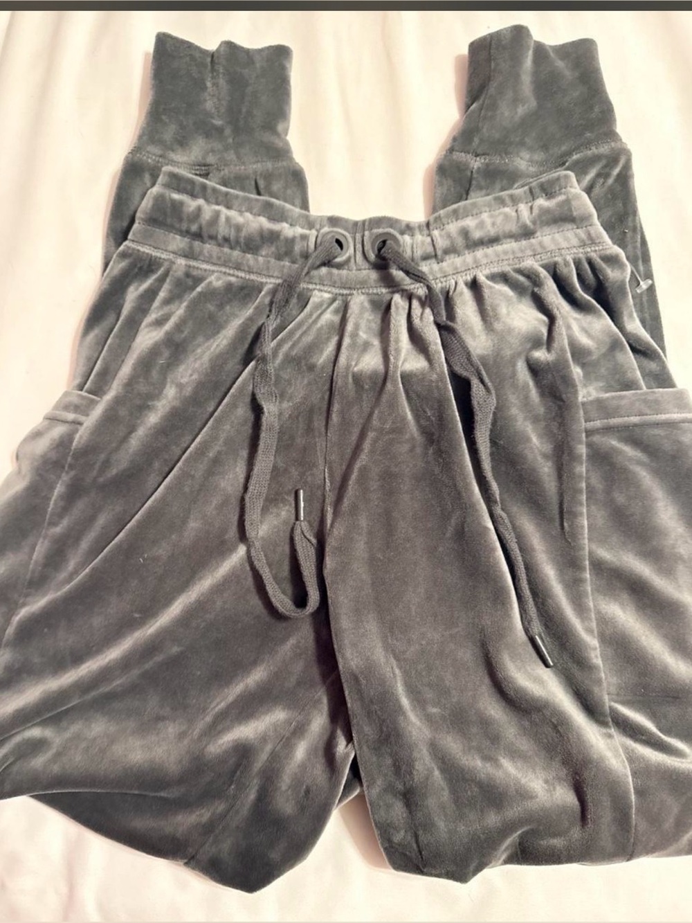 Arerie Offline Velour Drawstring Jogger Pants - Gray